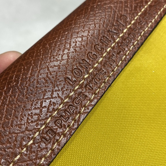 New Authentic Longchamp Yellow Nylon Le Pilage Medium Foldable short handle⭐️⭐️ - Picture 7 of 16